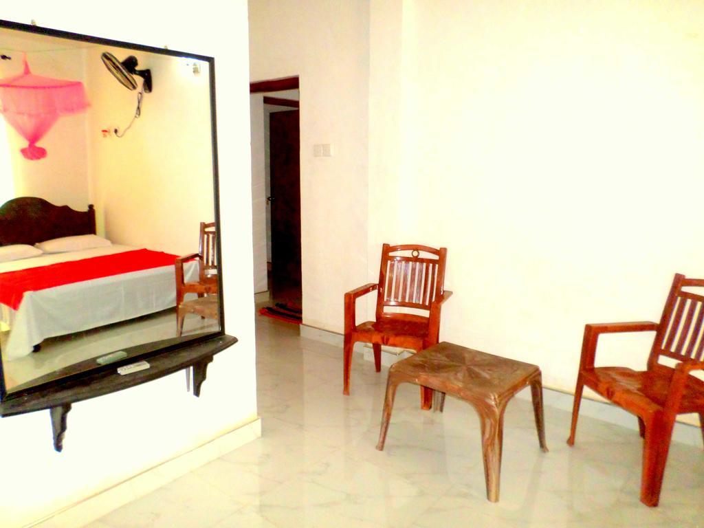Hotel Lion Rest Anuradhapura Exterior foto